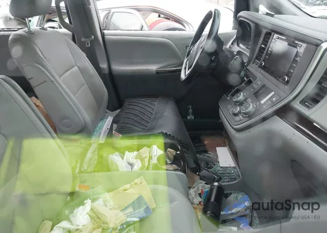 2020 Toyota Sienna Xle Premium z USA, uszkodzony, nr VIN 5TDYZ3DC9LS031232